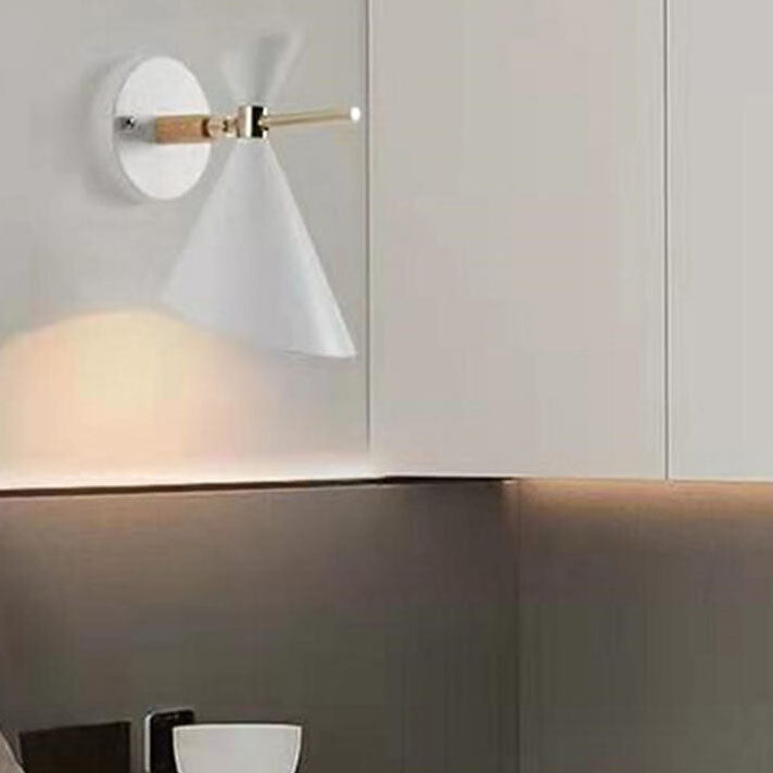 Arktis Horn Shade Nordic Wall Lamp For Living Rooms