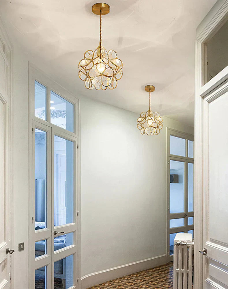 Závěsná skleněná lampa Nordic Flower od Nova Bloom pro obývací pokoje a ložnice