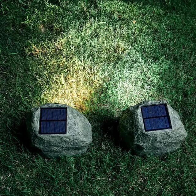 Zahradní solární LED světlo TerraLume s kamenným vzhledem a krytím IP65 proti vodě