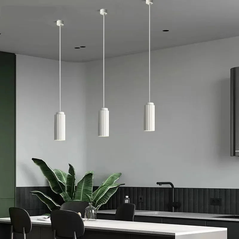 Lampada a sospensione LED regolabile LumenPeak con illuminazione bianco caldo e freddo