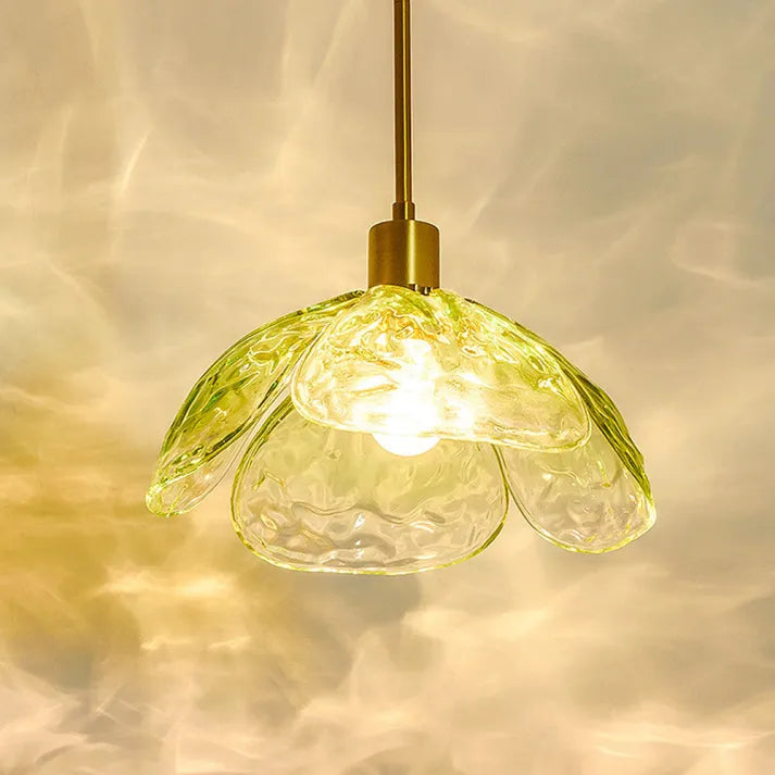 مصباح قلادة زجاجي بتصميم بتلات Nightstand PetalGlow مع توهج محيطي ناعم