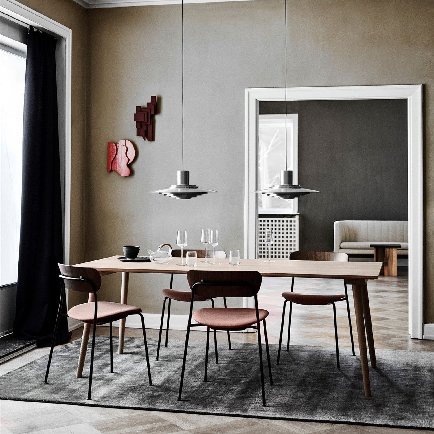 Aurelo Nordic LED závěsná lampa z železa a hliníku pro moderní interiéry