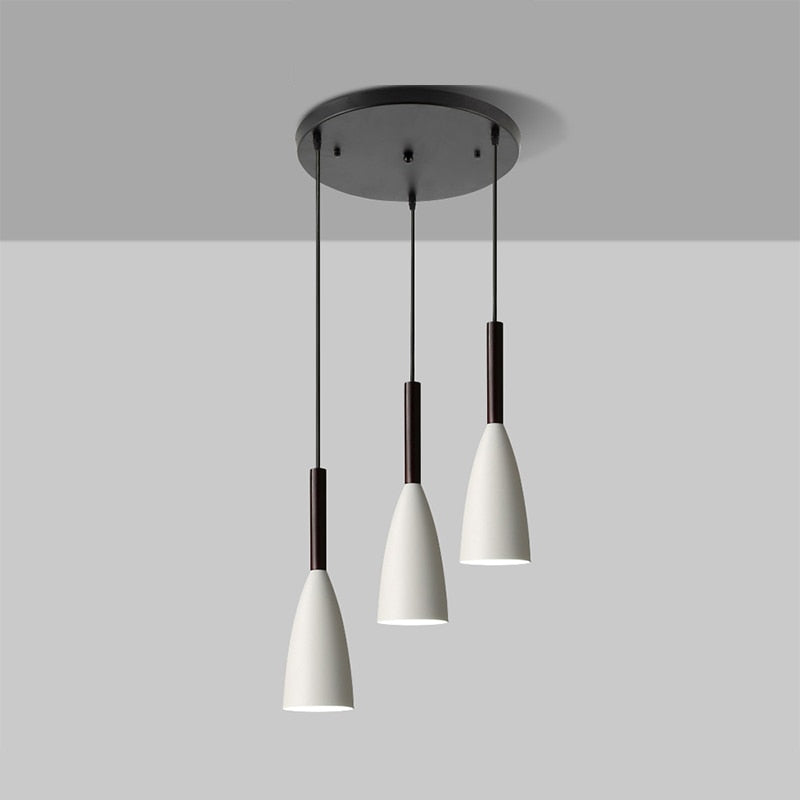 Lámpara colgante Northern Glow de tres luces con estructura de aluminio y cable ajustable