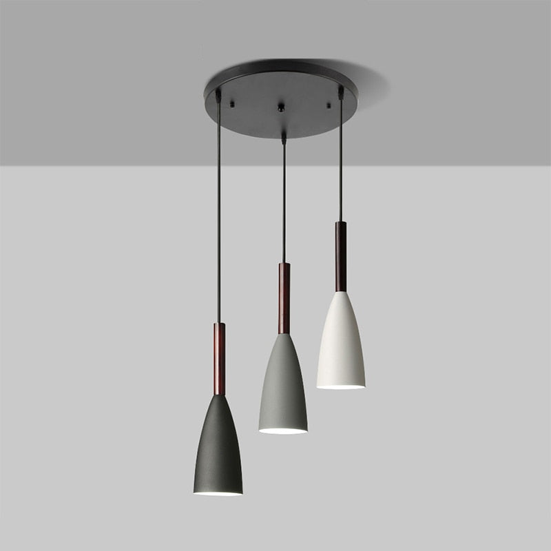 Lámpara colgante Northern Glow de tres luces con estructura de aluminio y cable ajustable