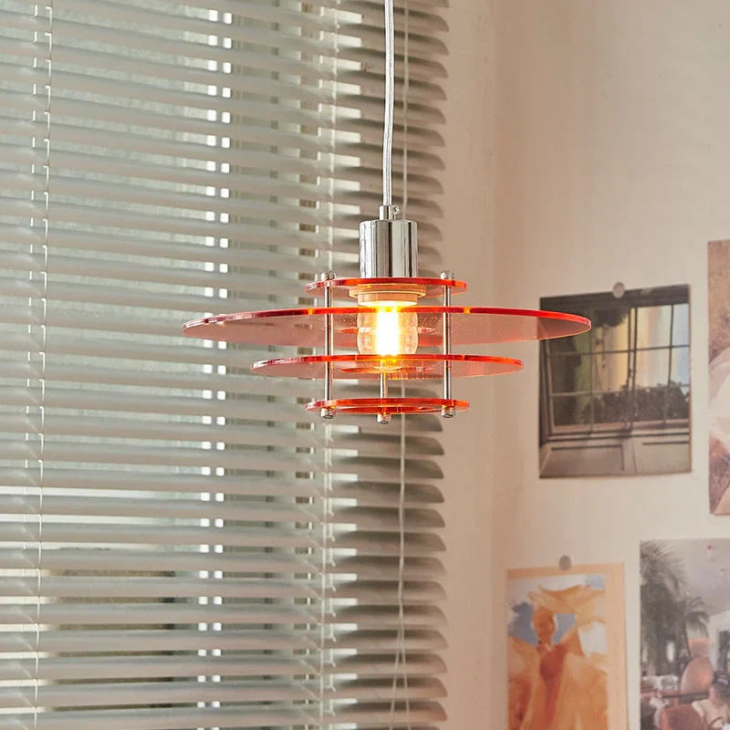Suspension acrylique UFO de Luminara en élégance moderne, un luminaire de plafond contemporain et épuré