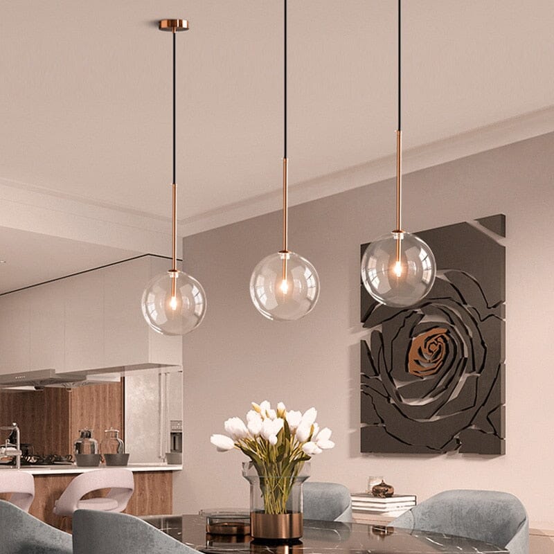 Linvale Studio představuje závěsná světla Arden Nordic Glass Orb pro moderní interiéry