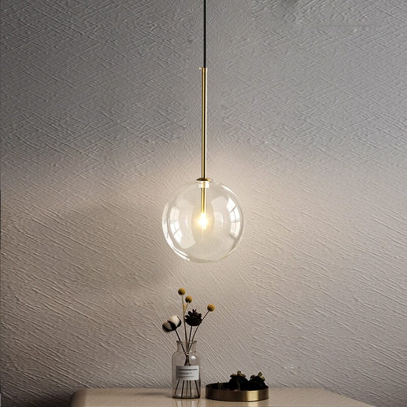 Linvale Studio představuje závěsná světla Arden Nordic Glass Orb pro moderní interiéry