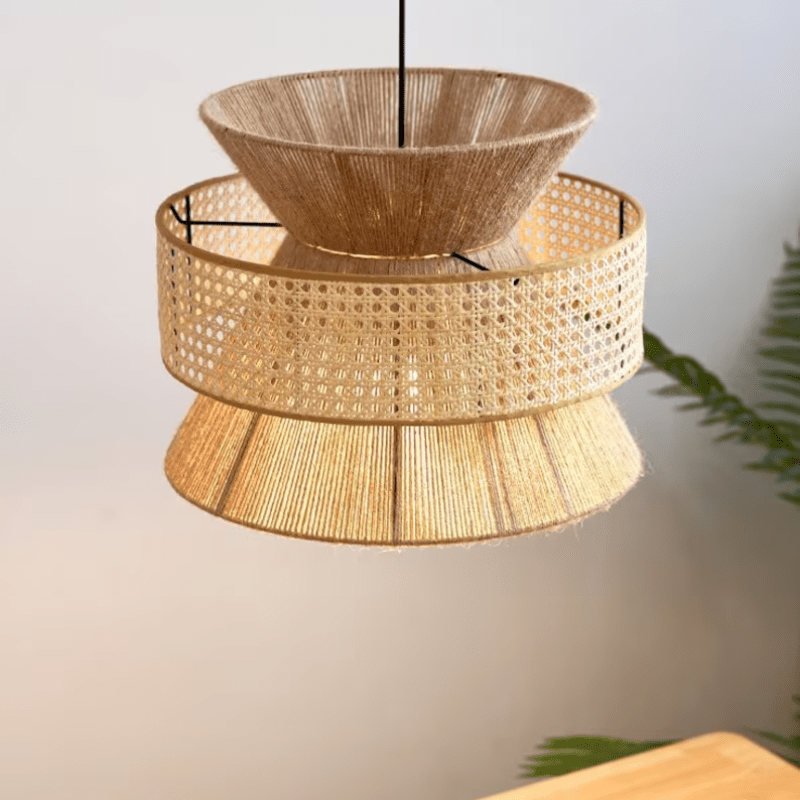 Kinari ručně vyráběné závěsné světlo z konopného lana inspirované japonským designem