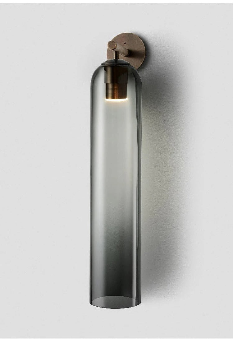 Applique da parete in vetro nordico di Lumenix con design minimalista a luce soffusa per interni moderni