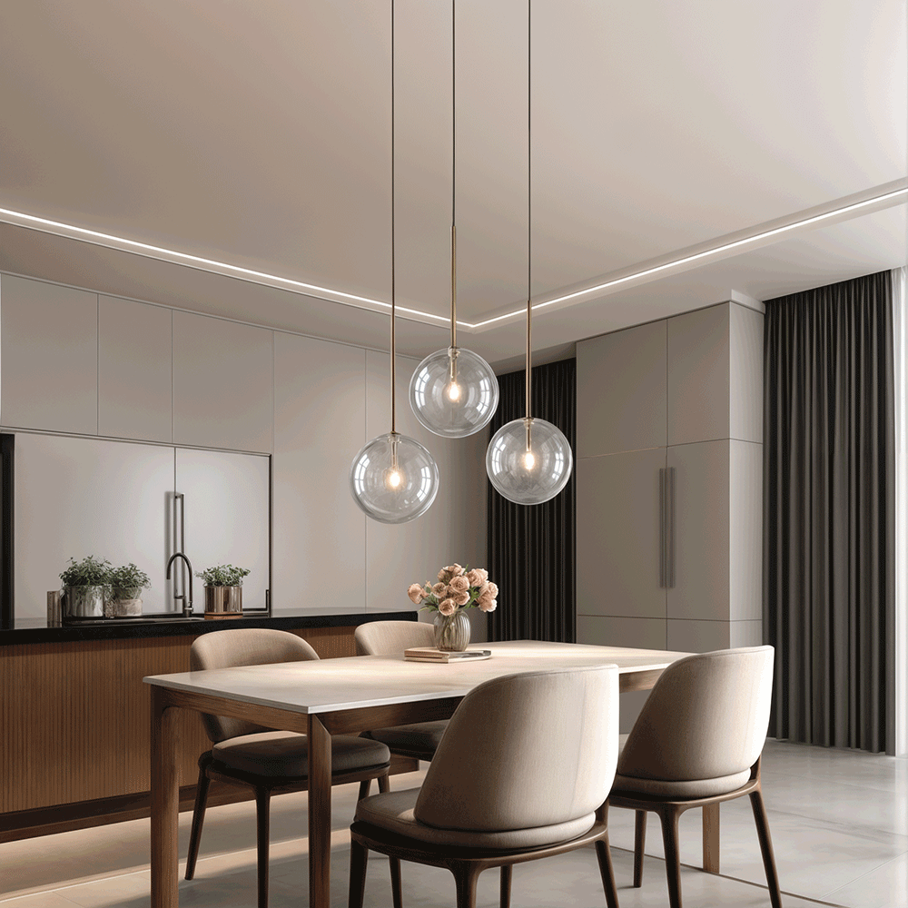 Linvale Studio představuje závěsná světla Arden Nordic Glass Orb pro moderní interiéry