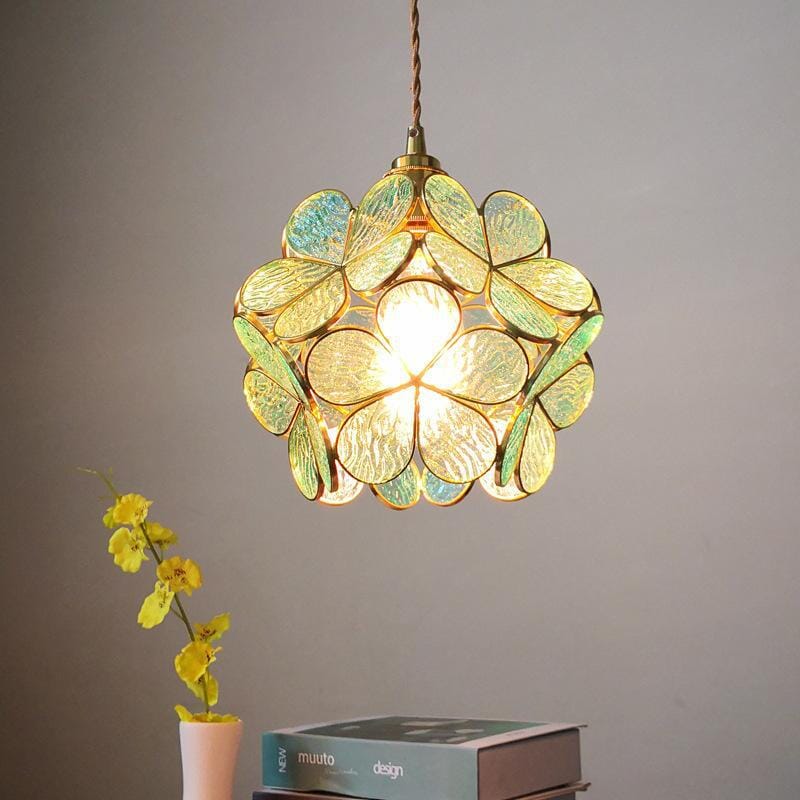 Závěsná skleněná lampa Nordic Flower od Nova Bloom pro obývací pokoje a ložnice