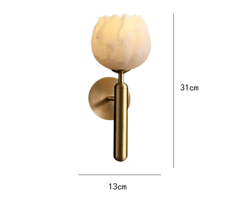 Lámpara de pared Aurelia Marble Rose con pantalla delicada en forma de rosa, lámpara de pared clásica de mármol