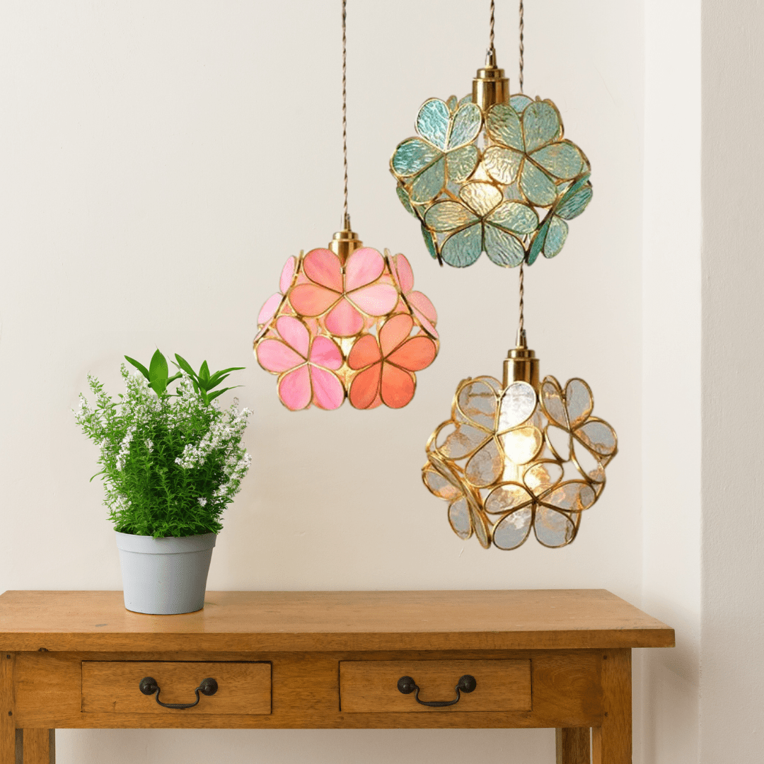 Závěsná skleněná lampa Nordic Flower od Nova Bloom pro obývací pokoje a ložnice