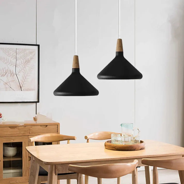 NyraLume Studio Asterra závěsná lampa ve tvaru kužele inspirovaná makronkou
