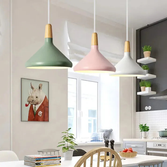 NyraLume Studio Asterra závěsná lampa ve tvaru kužele inspirovaná makronkou