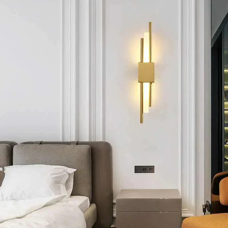 Lampada da parete Lyra in stile nordico con illuminazione ambientale sottile per interni moderni