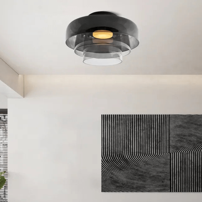 Nordický stropní lustr od NovaVell se skleněným stínidlem ve středověkém stylu