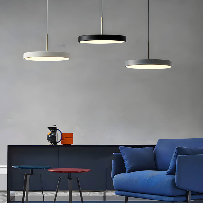 Luminex függeszték állítható kábellel és akril búrával modern belső terekhez