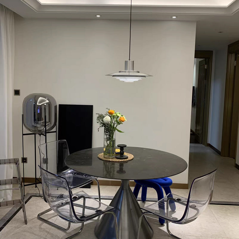 Lampe suspendue LED Aurelo Nordic en fer et aluminium pour intérieurs modernes
