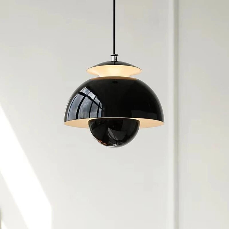 Lunora Nordic LED závěsné svítidlo s motivem květinového poupěte pro stylové interiéry
