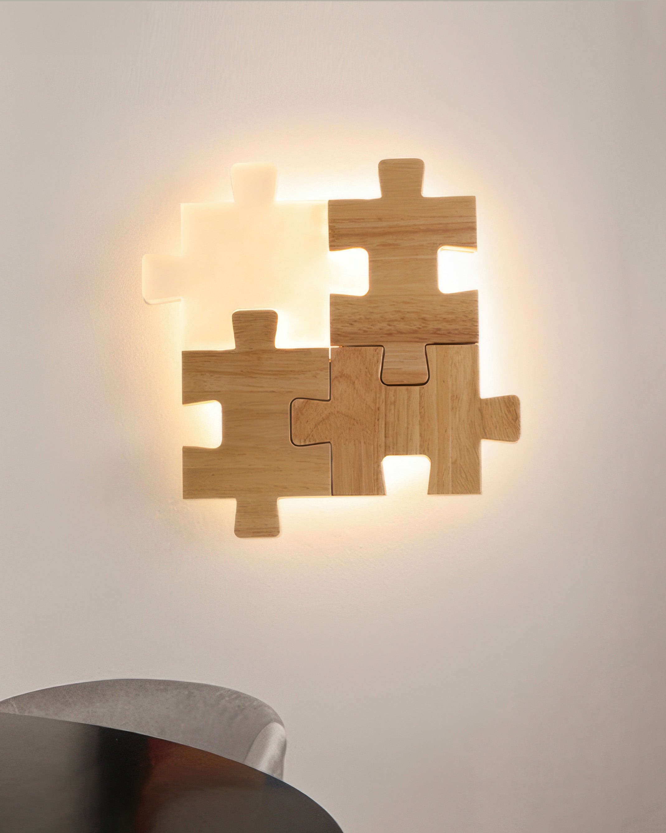 SylvaOak dřevěná puzzle LED nástěnná lampa v severském minimalistickém designu pro moderní interiéry