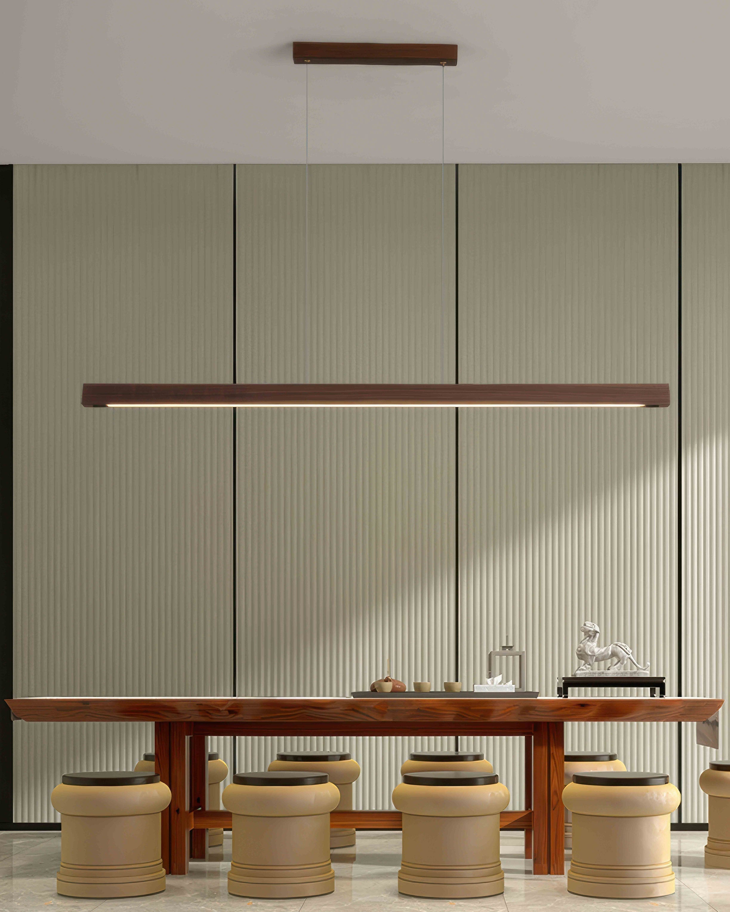 Minimalistické závěsné světlo Walnut Cavell s francouzským středověkým kouzlem