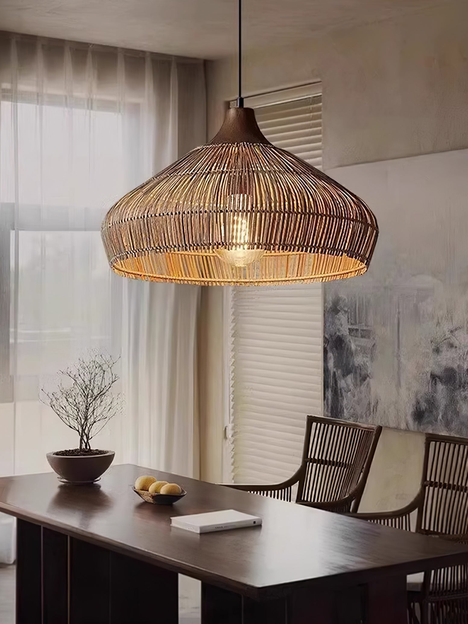 Suspension Lumenara en rotin et bois avec ambiance LED chaleureuse