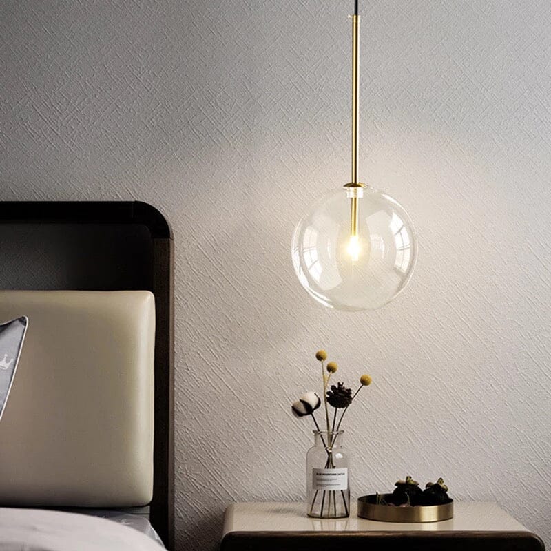 Linvale Studio představuje závěsná světla Arden Nordic Glass Orb pro moderní interiéry