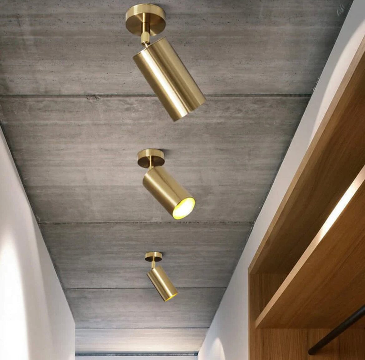 كشاف سقفي LED قابل للتعديل مع رؤوس دوارة من لومارافليكس